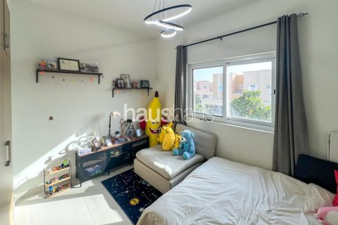 Adosado en Villanova, Dubai Land, Dubai, 4 dormitorios, 207 m², № 44060 - foto 14