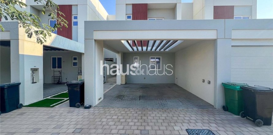 تاون هاوس في Villanova, Dubai Land, دبي 3 غرف نوم, 179 م² رقم 44056