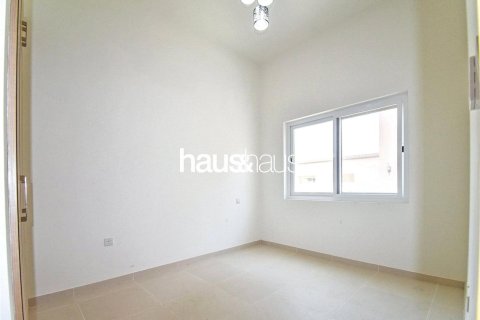 Adosado en Villanova, Dubai Land, Dubai, 4 dormitorios, 207 m², № 44059 - foto 7