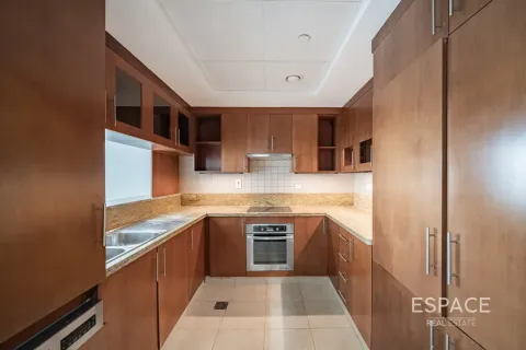 Appartement à The Views, Dubai, 2 chambres, 130 m², № 122485 - photo 5