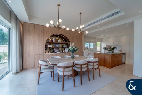 Купить виллу в Victory Heights, Dubai Sports City, Дубай: 5 спален, 446м², № 75767 - фото 4