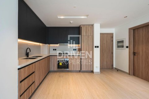 Appartement à Dubai Marina, Dubai, 2 chambres, 112.04 m², № 129693 - photo 2