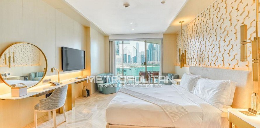 Apartment in FIVE Palm Jumeirah, Palm Jumeirah, Dubai studio, 52 sq.m. № 72648