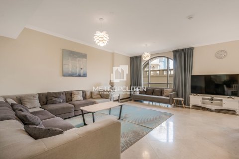 Apartment in Murjan, Jumeirah Beach Residence, Dubai 3 bedrooms, 202 sq.m. № 72652 - photo 17