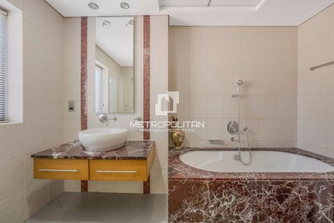 Apartment in Murjan, Jumeirah Beach Residence, Dubai 3 bedrooms, 202 sq.m. № 72652 - photo 25