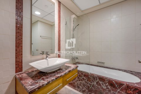 Apartment in Murjan, Jumeirah Beach Residence, Dubai 3 bedrooms, 202 sq.m. № 72652 - photo 14