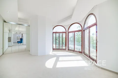 Villa in Emirates Hills, Dubai 8 bedrooms, 1486 sq.m. № 62342 - photo 12