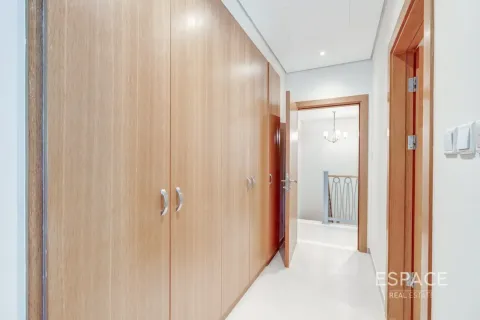 Villa en Quortaj, Al Furjan, Dubai, 3 dormitorios, 283 m², № 122637 - foto 14