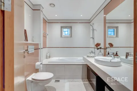Villa en Quortaj, Al Furjan, Dubai, 3 dormitorios, 283 m², № 122637 - foto 9