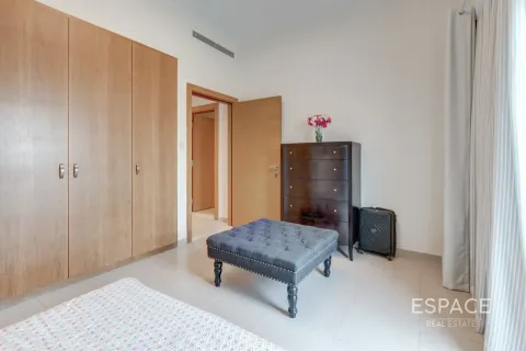 Villa en Quortaj, Al Furjan, Dubai, 3 dormitorios, 283 m², № 122637 - foto 8