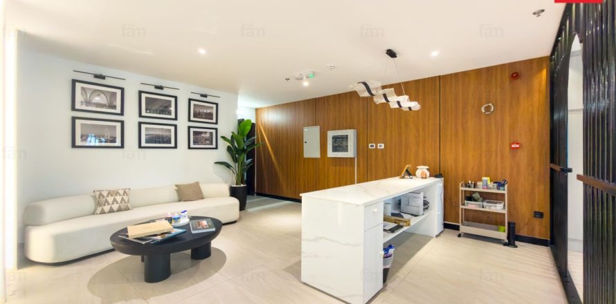 Office in Business Bay, Dubai 199.3 sq.m. № 112404