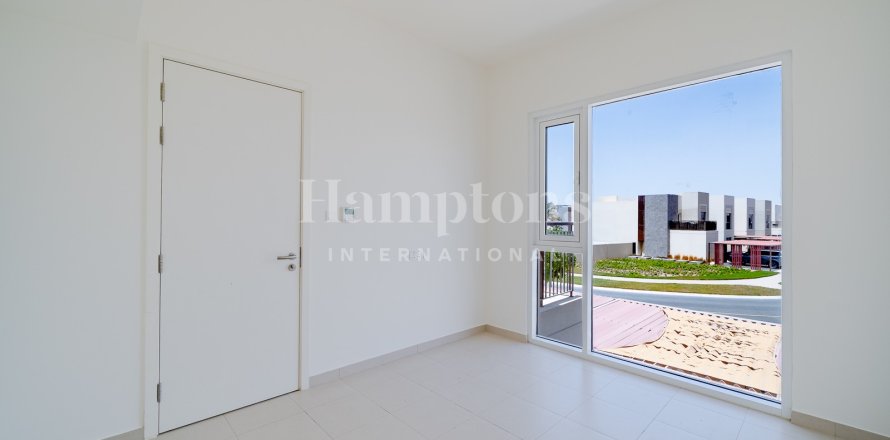 Apartment in Dubai South (Dubai World Central), Dubai 2 bedrooms, 113.063 sq.m. № 133107