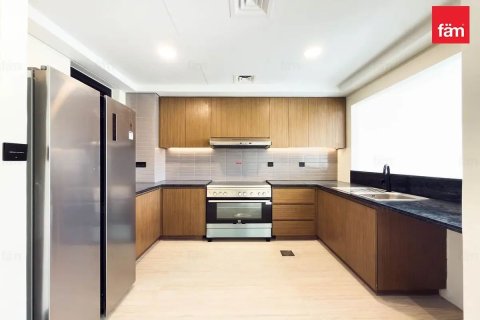 Townhouse in Dubai 4 bedrooms, 144 sq.m. № 141545 - photo 5