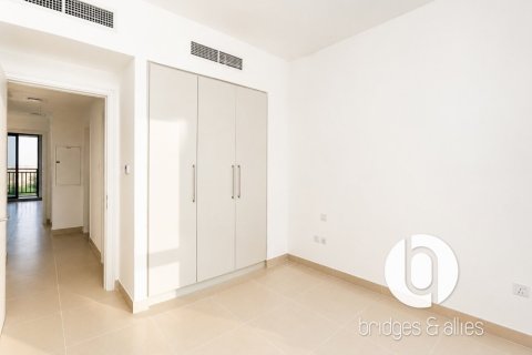 Villa in Dubai Hills Estate, Dubai 3 bedrooms, 203 sq.m. № 123969 - photo 13