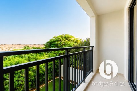 Villa in Dubai Hills Estate, Dubai 3 bedrooms, 203 sq.m. № 123969 - photo 19
