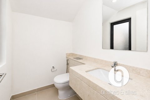 Villa in Dubai Hills Estate, Dubai 3 bedrooms, 203 sq.m. № 123969 - photo 24