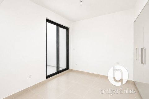 Villa in Dubai Hills Estate, Dubai 3 bedrooms, 203 sq.m. № 123969 - photo 8