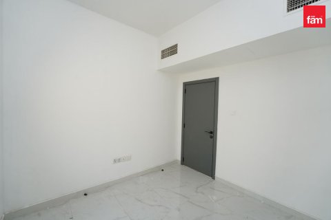 Villa in Deira, Dubai 4 bedrooms, 187.3 sq.m. № 141614 - photo 15