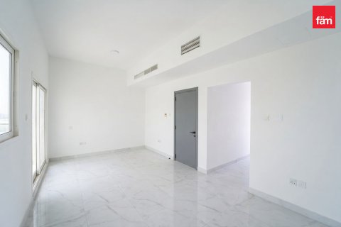 Villa in Deira, Dubai 4 bedrooms, 187.3 sq.m. № 141614 - photo 16