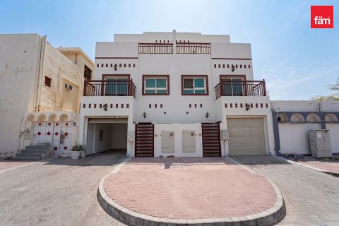 فيلا في Deira, دبي 4 غرف نوم, 187.3 م² رقم 141614