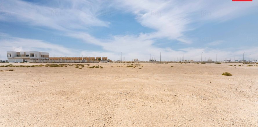 Land in Jebel Ali, Dubai 915 sq.m. № 141618