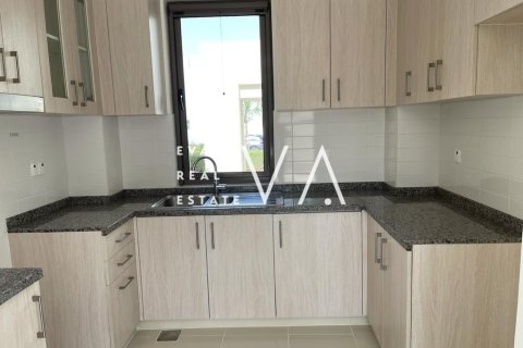Villa à Dubai, 3 chambres, 245.2 m², № 52862 - photo 5