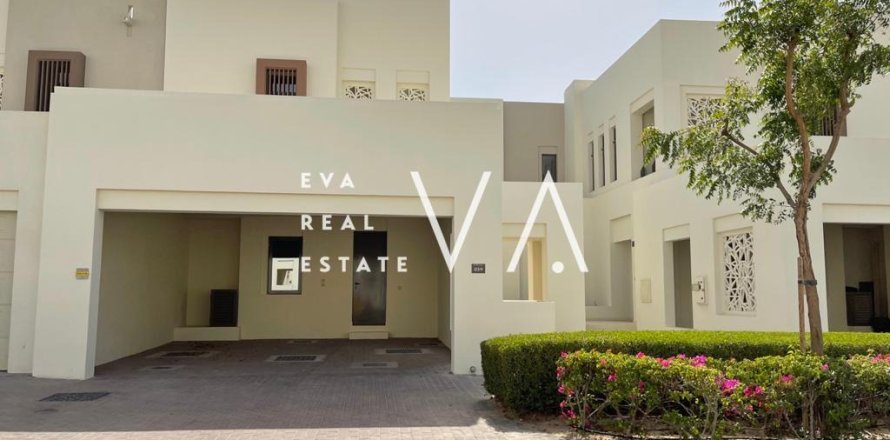 Villa à Dubai, 3 chambres, 245.2 m², № 52862