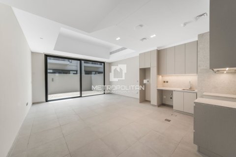 Adosado en District 7, Mohammed Bin Rashid City, Dubai, 3 dormitorios, 129 m², № 14814 - foto 2
