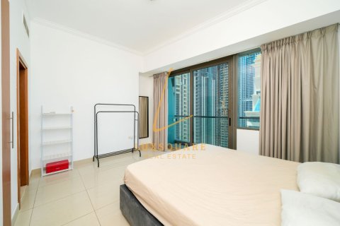 Apartment in Dubai Marina, Dubai 3 bedrooms, 155 sq.m. № 118943 - photo 17