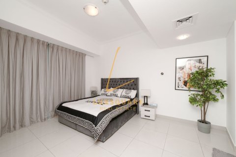 Apartment in Dubai Marina, Dubai 3 bedrooms, 155 sq.m. № 118943 - photo 10