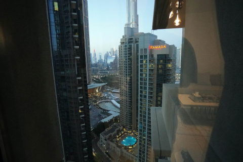 Apartment in Downtown Dubai (Downtown Burj Dubai), Dubai 2 bedrooms, 138 sq.m. № 118942 - photo 18