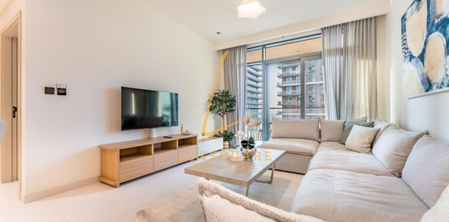 Apartamento en EMAAR Beachfront, Dubai Harbour, Dubai, 1 dormitorio, 68 m², № 118941