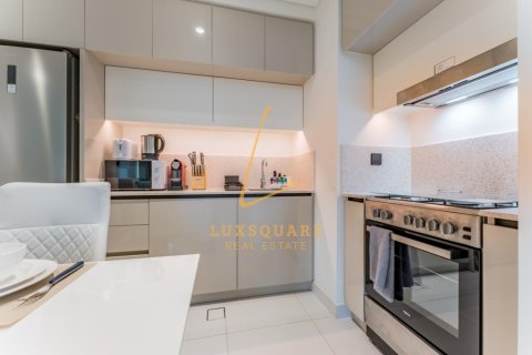 Apartamento en EMAAR Beachfront, Dubai Harbour, Dubai, 1 dormitorio, 68 m², № 118941 - foto 3