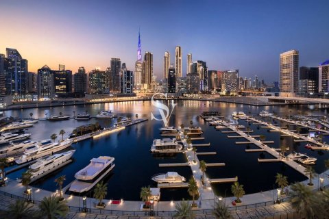 Penthouse in Business Bay, Dubai 4 bedrooms, 685 sq.m. № 124073 - photo 20