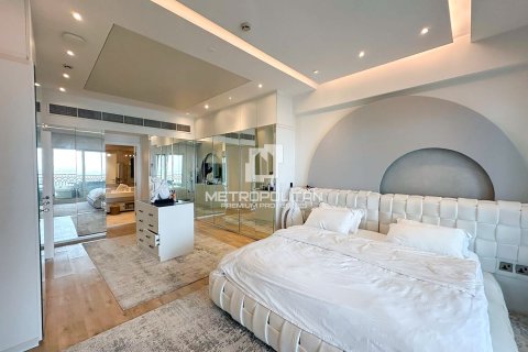Снять в аренду квартиру в Marina Residences, Пальма Джумейра, Дубай: 3 спальни, 234м², № 73970 - фото 9