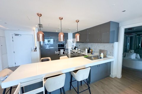 Снять в аренду квартиру в Marina Residences, Пальма Джумейра, Дубай: 3 спальни, 234м², № 73970 - фото 8