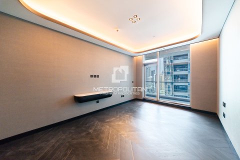 Apartment in Business Bay, Dubai 2 bedrooms, 195 sq.m. № 73978 - photo 10