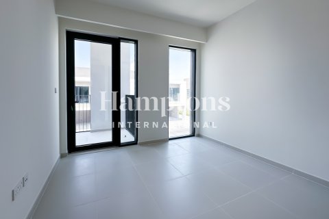 Townhouse in Arabian Ranches 3, Dubai 3 bedrooms, 125.12 sq.m. № 120283