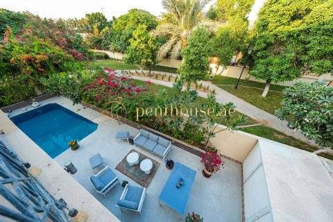 Villa in The Villa, Dubai 4 bedrooms, 372 sq.m. № 74048 - photo 21