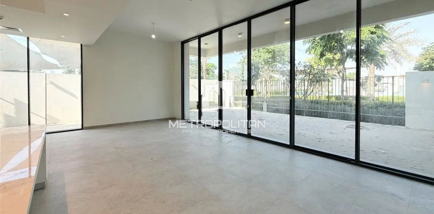 Villa in District One, Mohammed Bin Rashid City, Dubai 4 bedrooms, 362 sq.m. № 74054