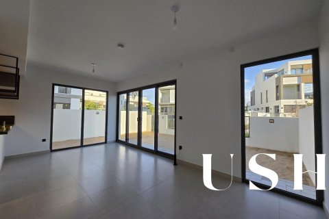 Villa in Aura, Tilal Al Ghaf, Dubai 4 bedrooms, 220 sq.m. № 39152 - photo 2