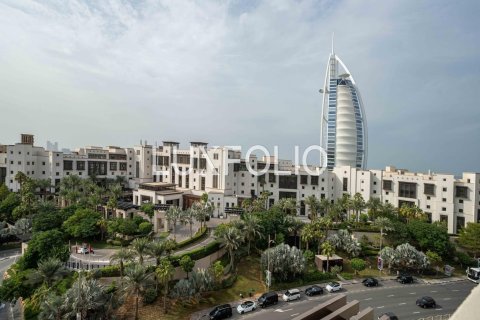 Снять в аренду квартиру в Madinat Jumeirah Living, Умм-Сукейм, Дубай: 3 спальни, 230м², № 46272 - фото 16