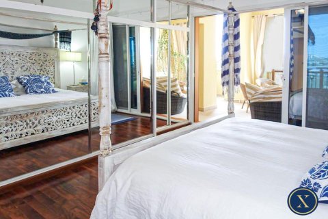 Снять в аренду квартиру в Marina Residences, Пальма Джумейра, Дубай: 2 спальни, 189м², № 46270 - фото 6