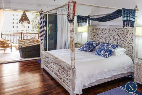 Снять в аренду квартиру в Marina Residences, Пальма Джумейра, Дубай: 2 спальни, 189м², № 46270 - фото 4