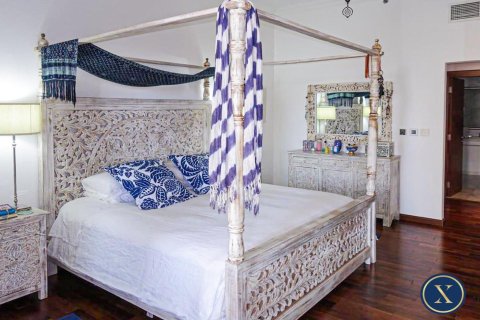Снять в аренду квартиру в Marina Residences, Пальма Джумейра, Дубай: 2 спальни, 189м², № 46270 - фото 17
