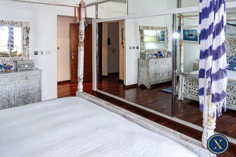 Снять в аренду квартиру в Marina Residences, Пальма Джумейра, Дубай: 2 спальни, 189м², № 46270 - фото 16