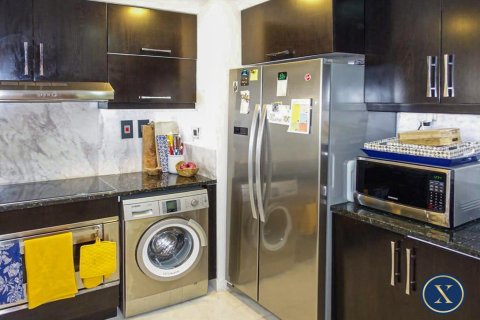 Снять в аренду квартиру в Marina Residences, Пальма Джумейра, Дубай: 2 спальни, 189м², № 46270 - фото 18