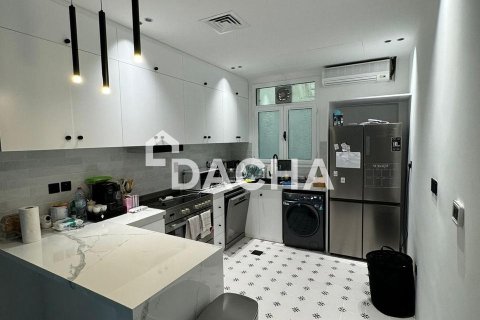 Adosado en Liwan, Dubai Land, Dubai, 3 dormitorios, 212 m², № 115691 - foto 5