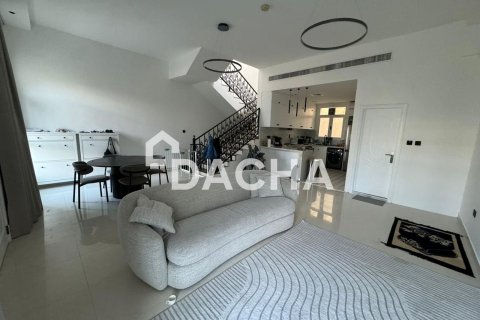 Adosado en Liwan, Dubai Land, Dubai, 3 dormitorios, 212 m², № 115691 - foto 2