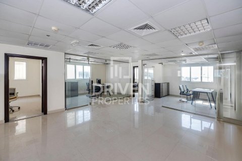 Купить производственное помещение в Джабаль-Али, Дубай: 15433.33м², № 130092 - фото 14